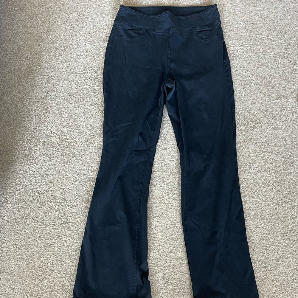 Black high rise flare jegging
